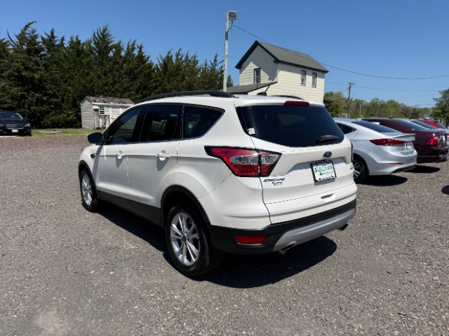 2017 Ford Escape SE FWD