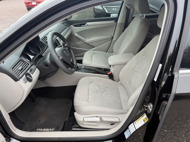 2016 Volkswagen Passat 1.8T S