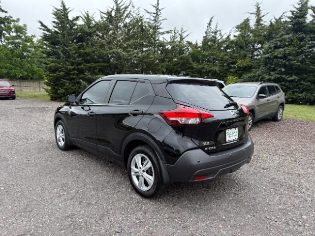 2020 Nissan Kicks S