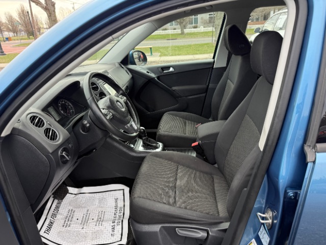 2017 Volkswagen Tiguan 2.0T S | 2.0T