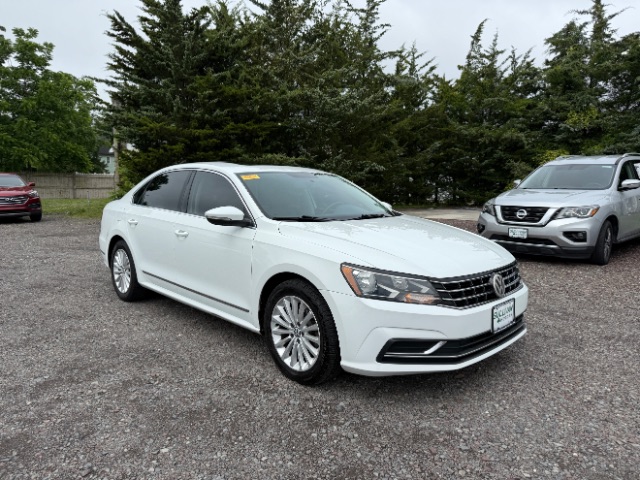 2016 Volkswagen Passat 1.8T SE