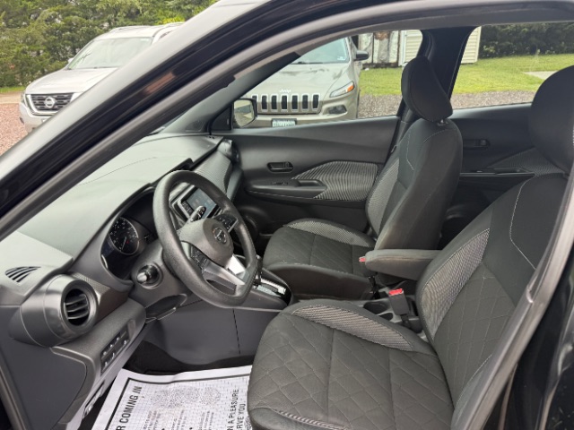 2020 Nissan Kicks S