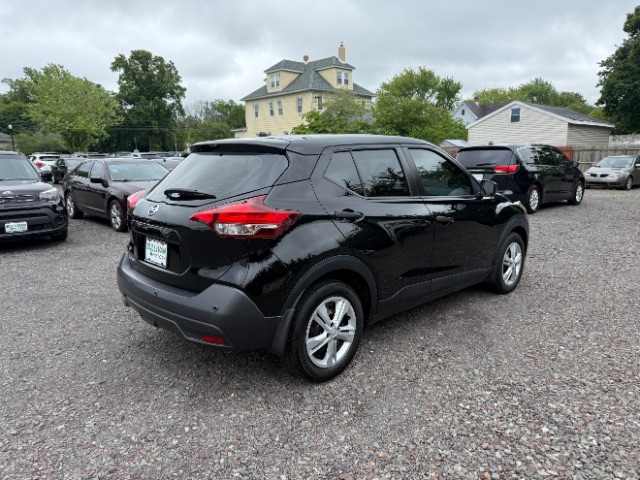 2020 Nissan Kicks S