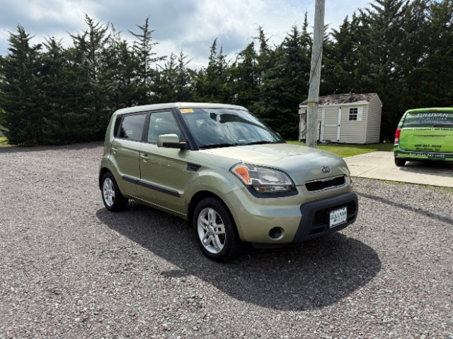 2011 Kia Soul +