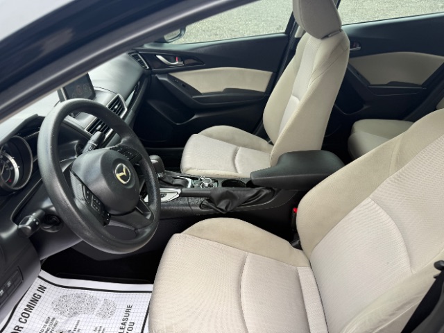 2015 Mazda Mazda3 i Sport