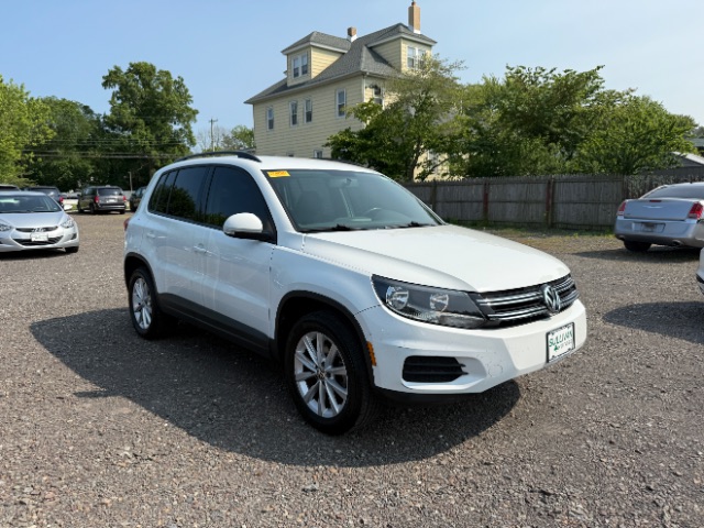 2017 Volkswagen Tiguan 2.0T S | 2.0T