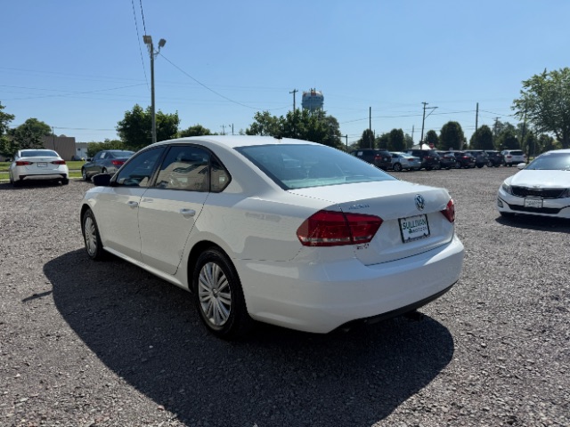 2014 Volkswagen Passat 1.8T S