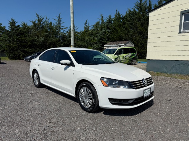 2014 Volkswagen Passat 1.8T S