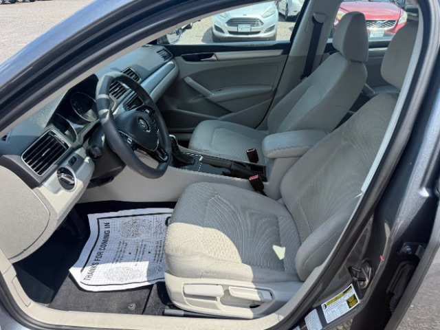 2016 Volkswagen Passat 1.8T S