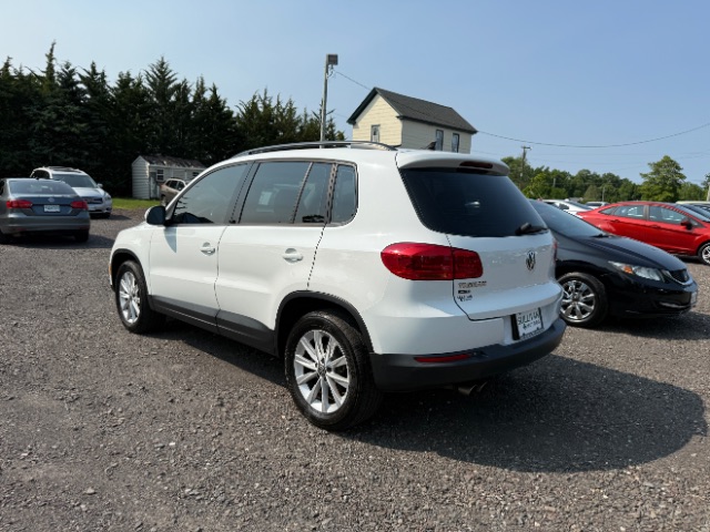 2017 Volkswagen Tiguan 2.0T S | 2.0T