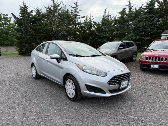 2016 Ford Fiesta S