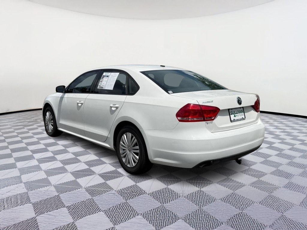 2014 Volkswagen Passat 1.8T S