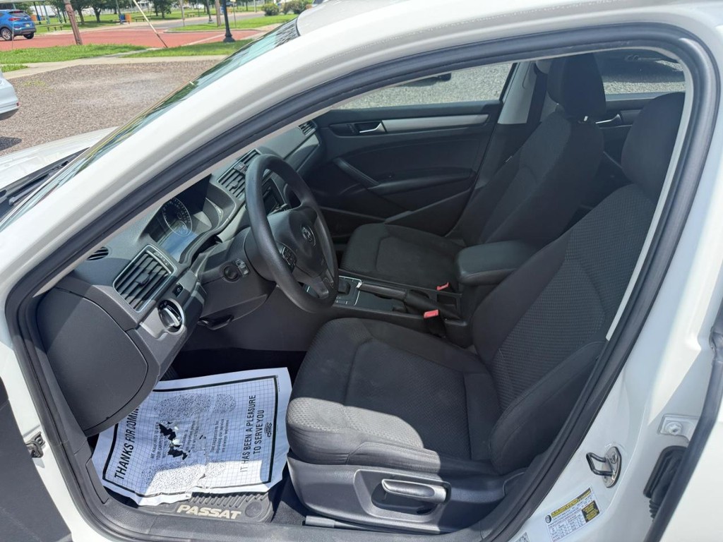 2014 Volkswagen Passat 1.8T S