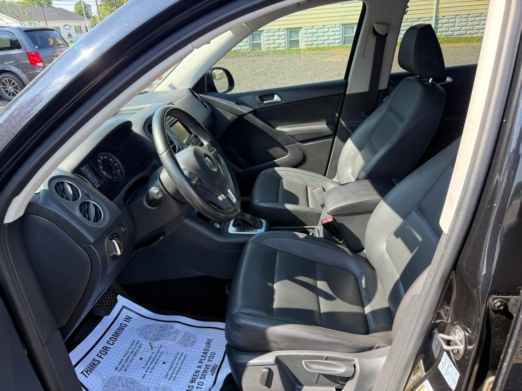 2016 Volkswagen Tiguan S