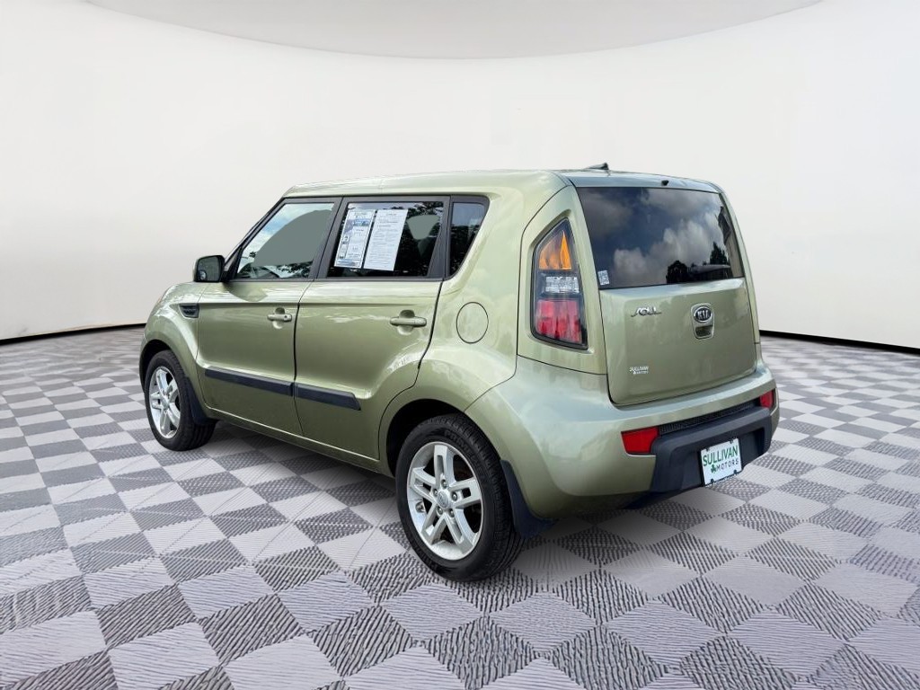 2011 Kia Soul +