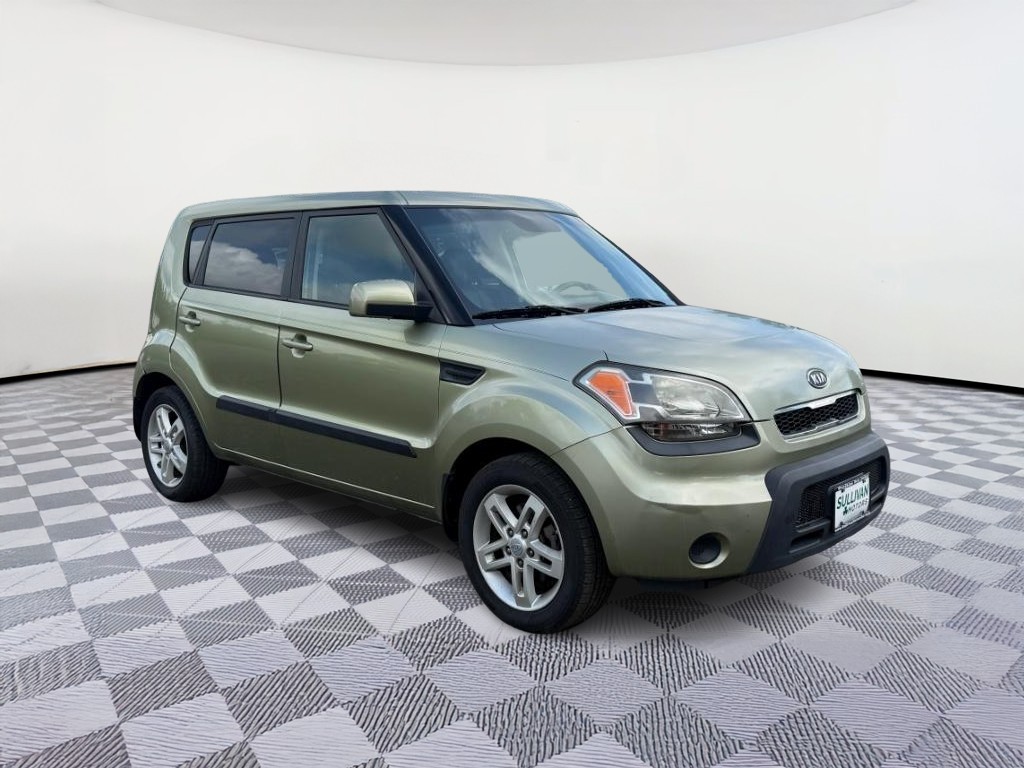 2011 Kia Soul +