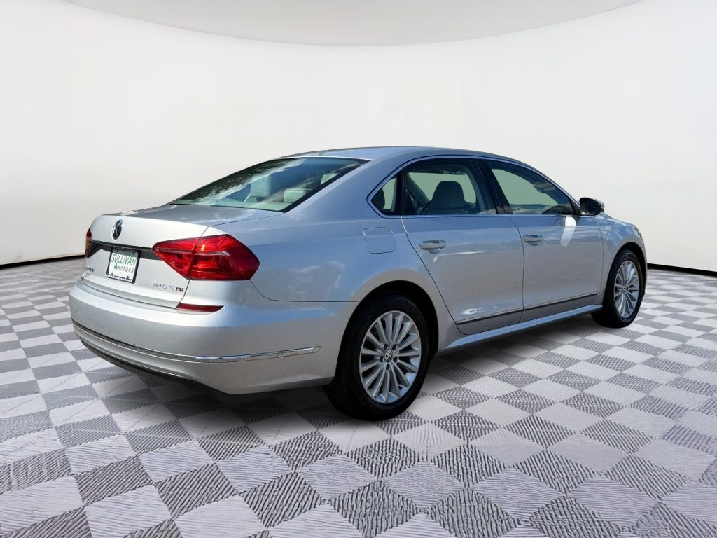 2016 Volkswagen Passat 1.8T SE