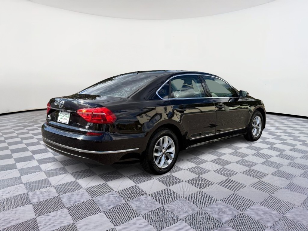 2016 Volkswagen Passat 1.8T S