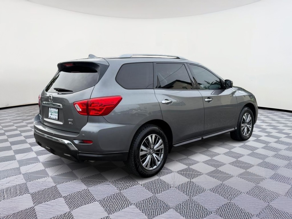 2020 Nissan Pathfinder SL