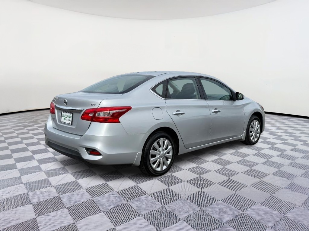 2016 Nissan Sentra SV photo 2