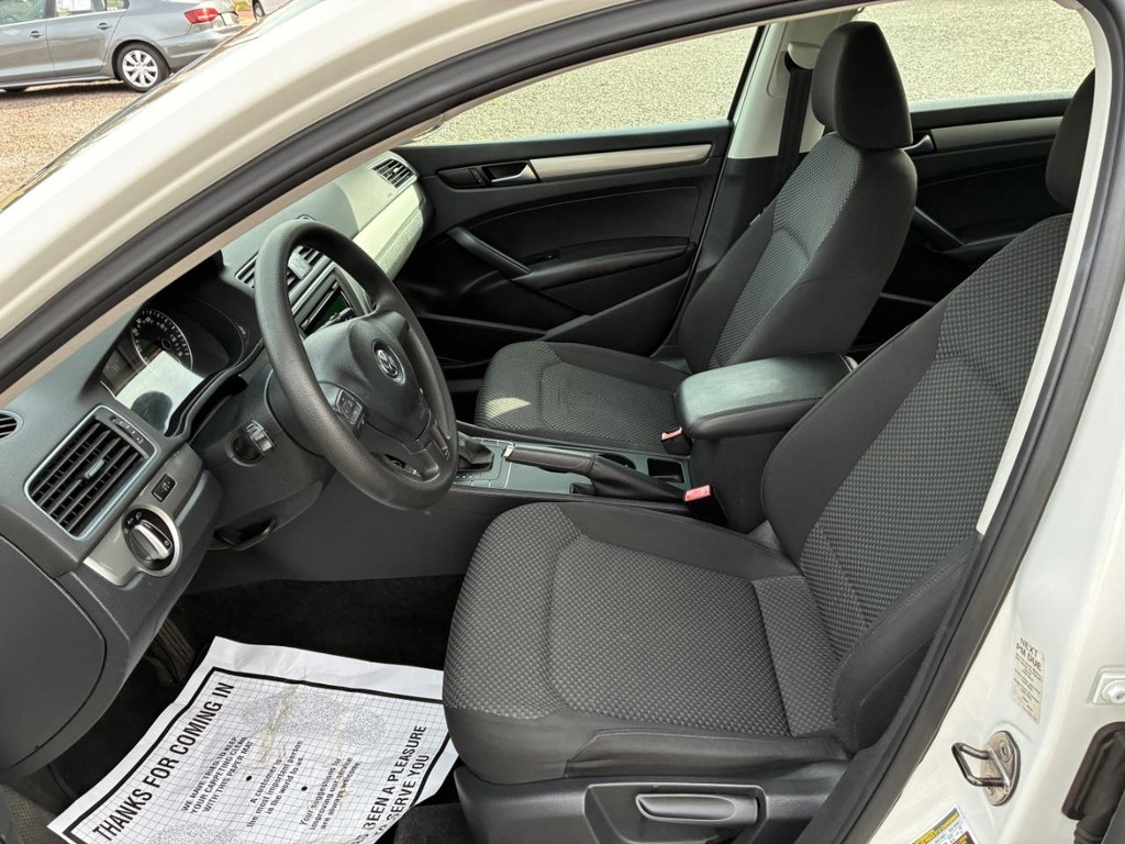 2014 Volkswagen Passat 2.5L S