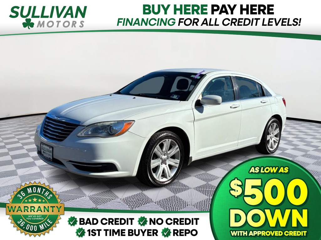 2013 Chrysler 200 Touring's photo