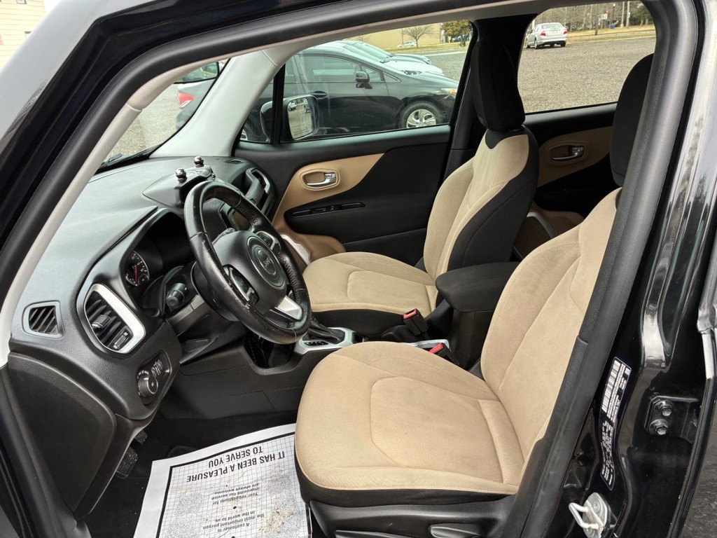 2017 Jeep Renegade Latitude FWD