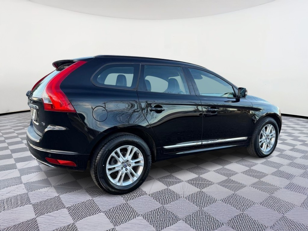 2016 Volvo XC60 T5 Drive-E