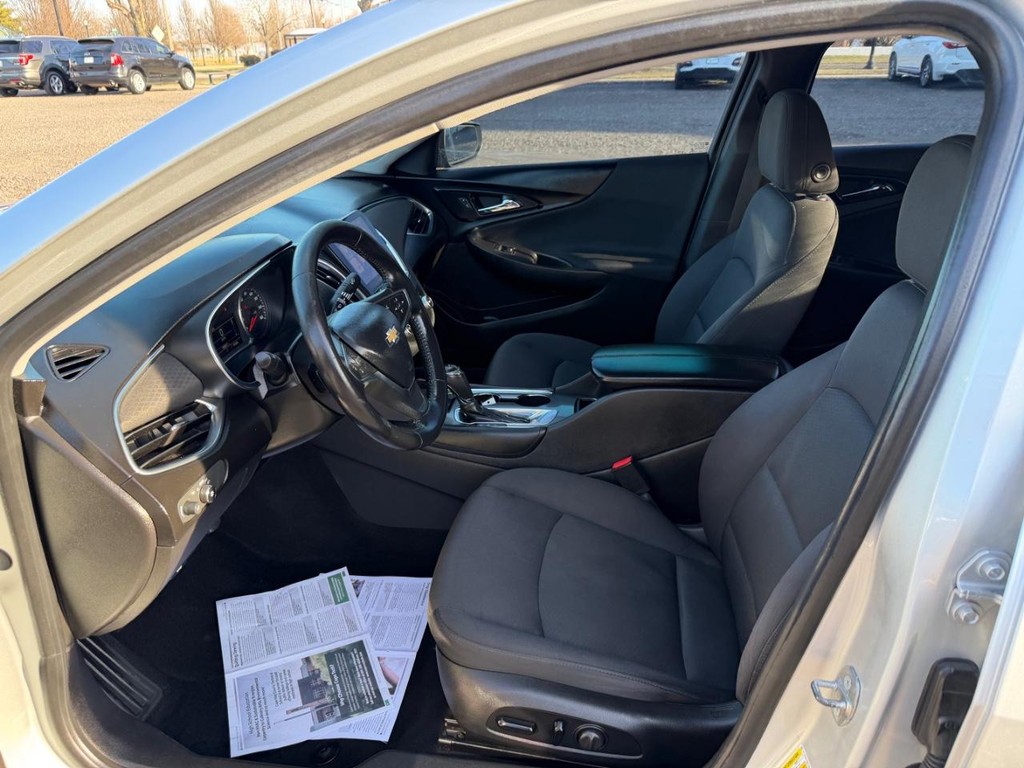 2017 Chevrolet Malibu LT