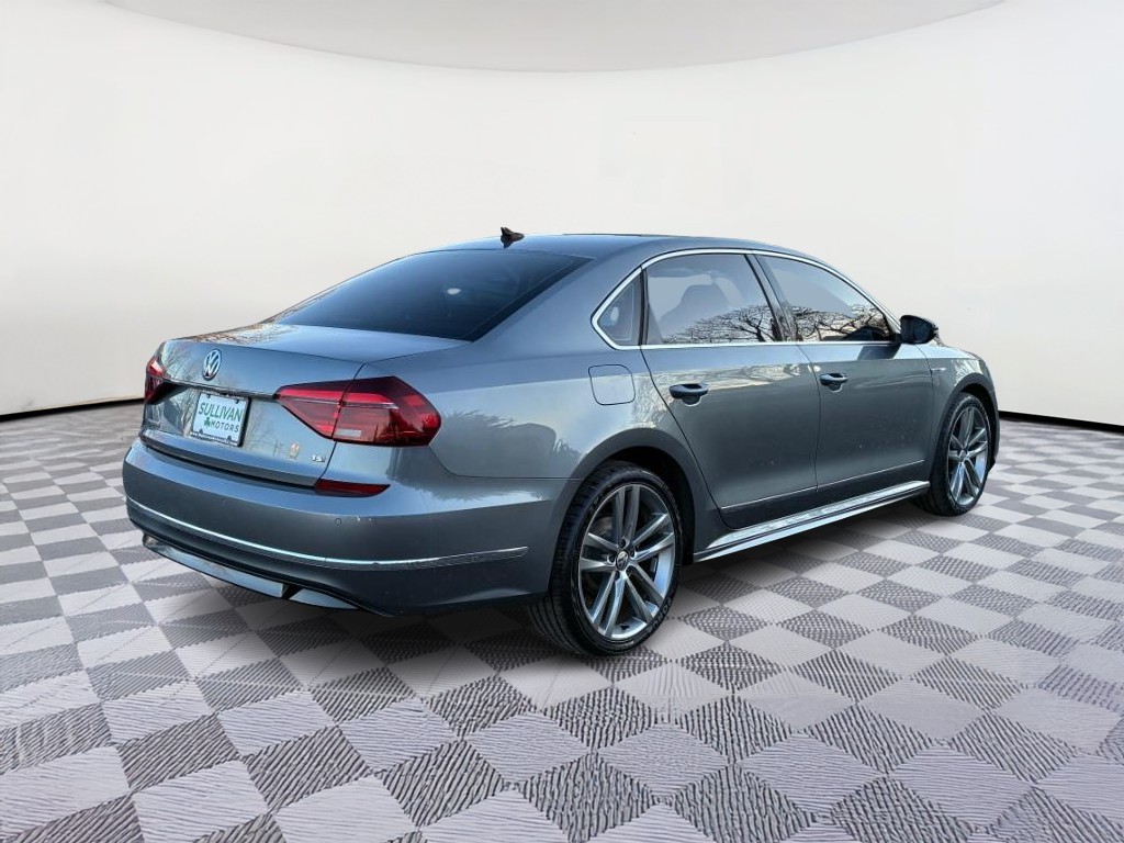 2019 Volkswagen Passat 2.0T SE R-Line