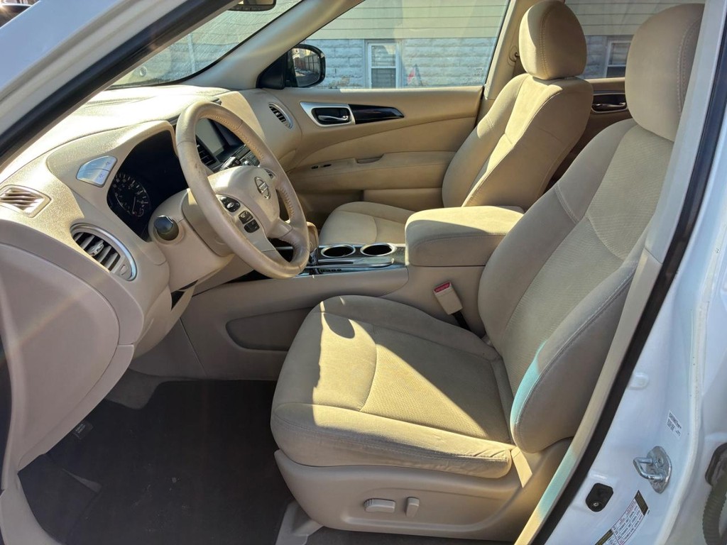 2015 Nissan Pathfinder S 2WD