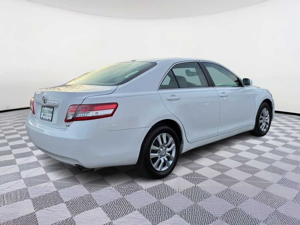 2011 Toyota Camry LE