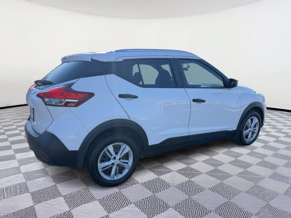 2019 Nissan Kicks S