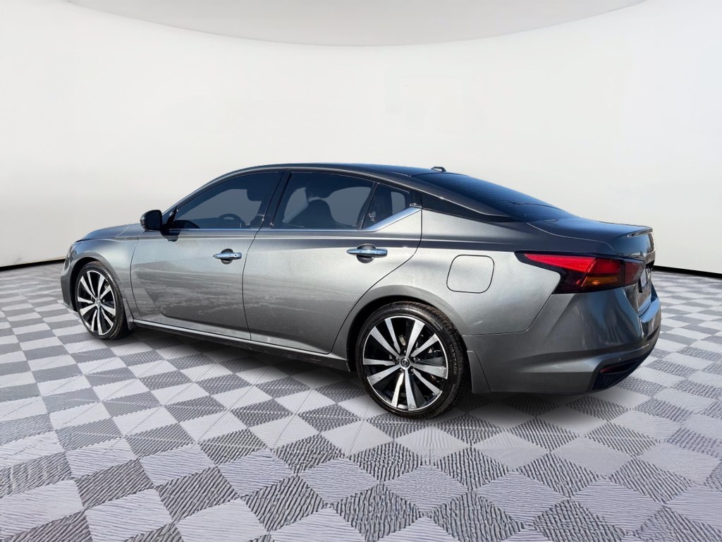 2020 Nissan Altima 2.5 Platinum