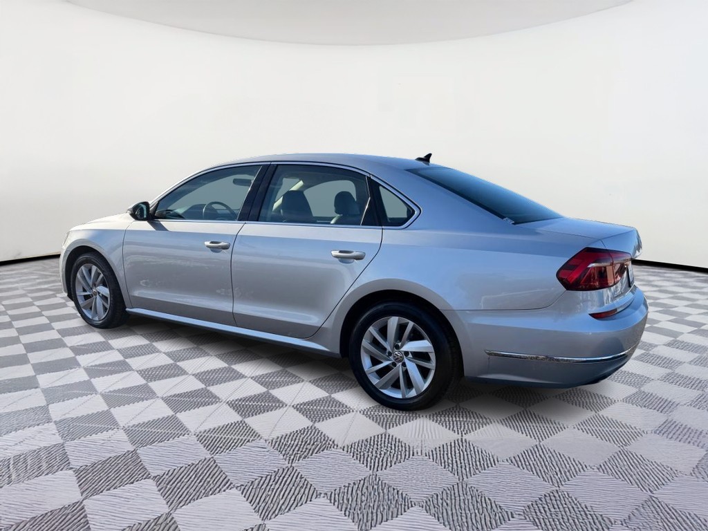 2018 Volkswagen Passat 2.0T SE