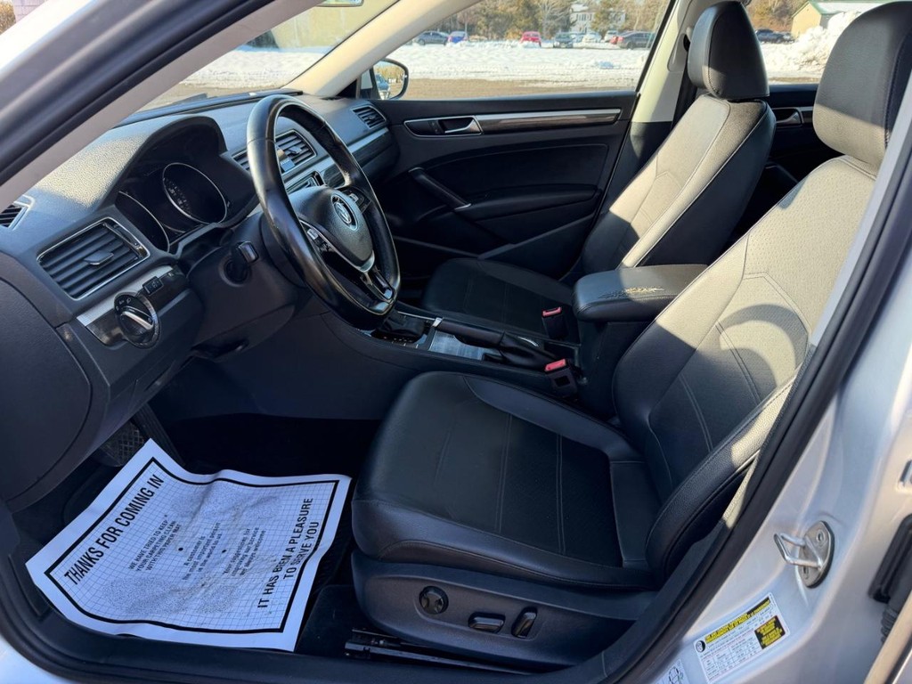 2018 Volkswagen Passat 2.0T SE