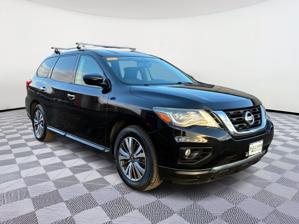 2017 Nissan Pathfinder SV