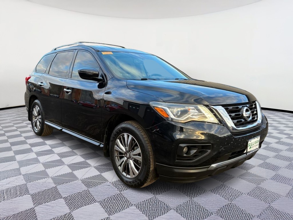 2018 Nissan Pathfinder SV