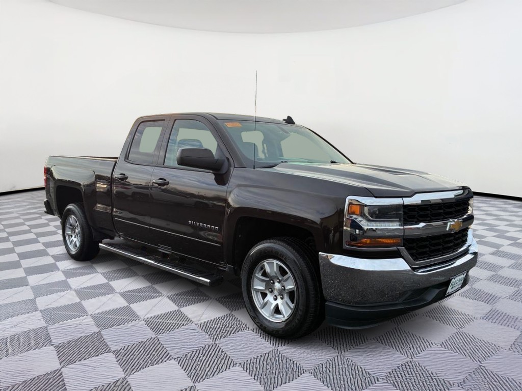 2018 Chevrolet Silverado 1500 2WD LT w/1LT Double Cab