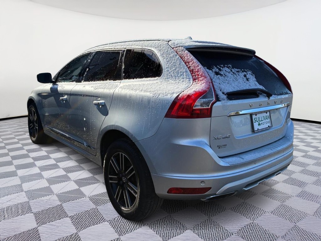 2017 Volvo XC60 T5 Dynamic