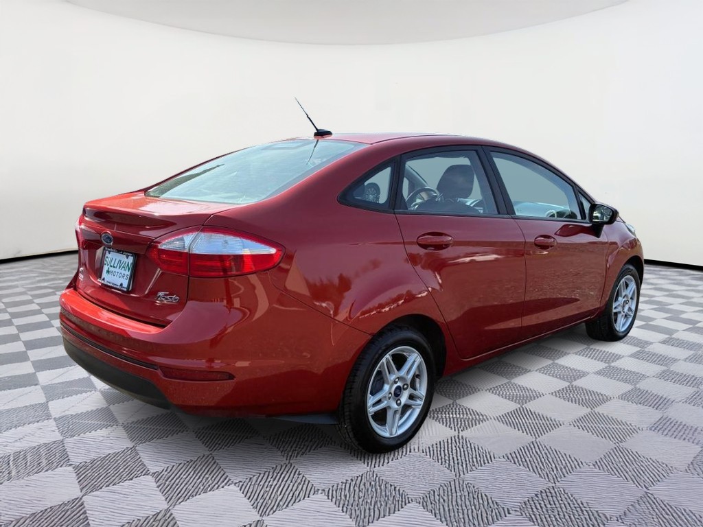 2018 Ford Fiesta Sedan SE