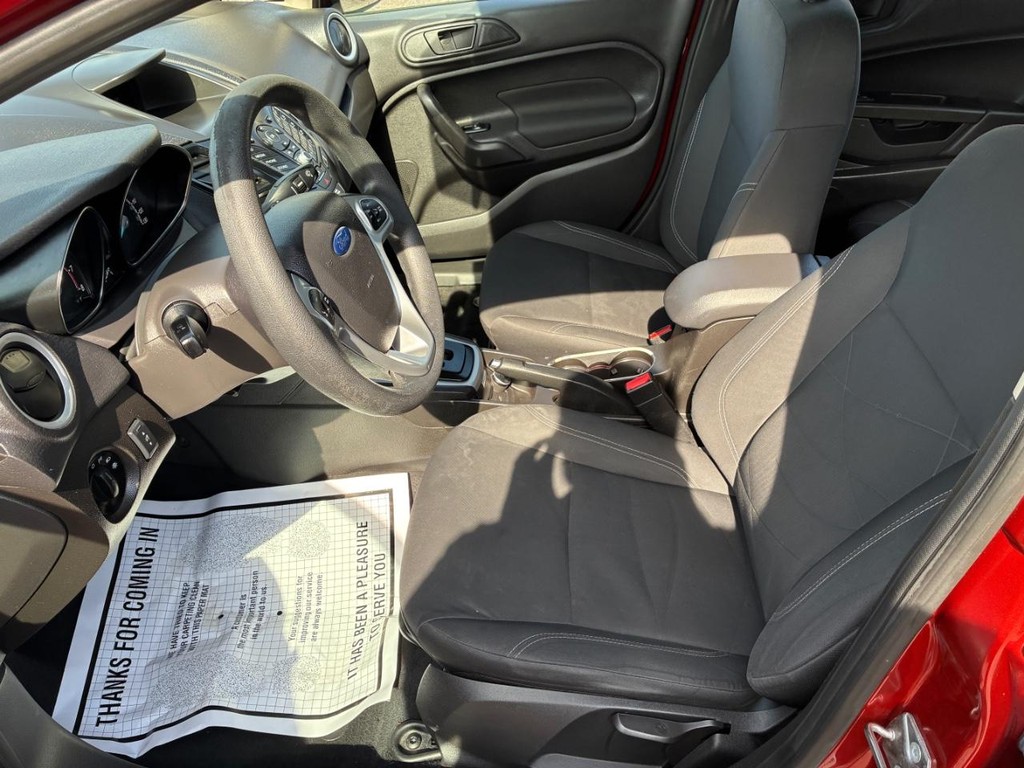 2018 Ford Fiesta Sedan SE