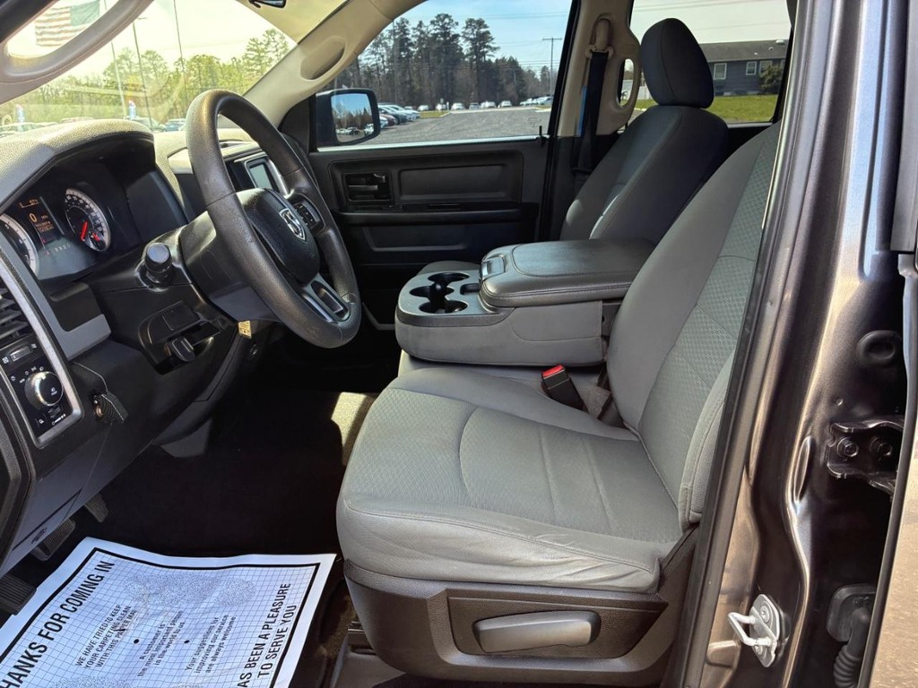 2019 Ram 1500 Classic Express Quad Cab 4x2 6'4" Box