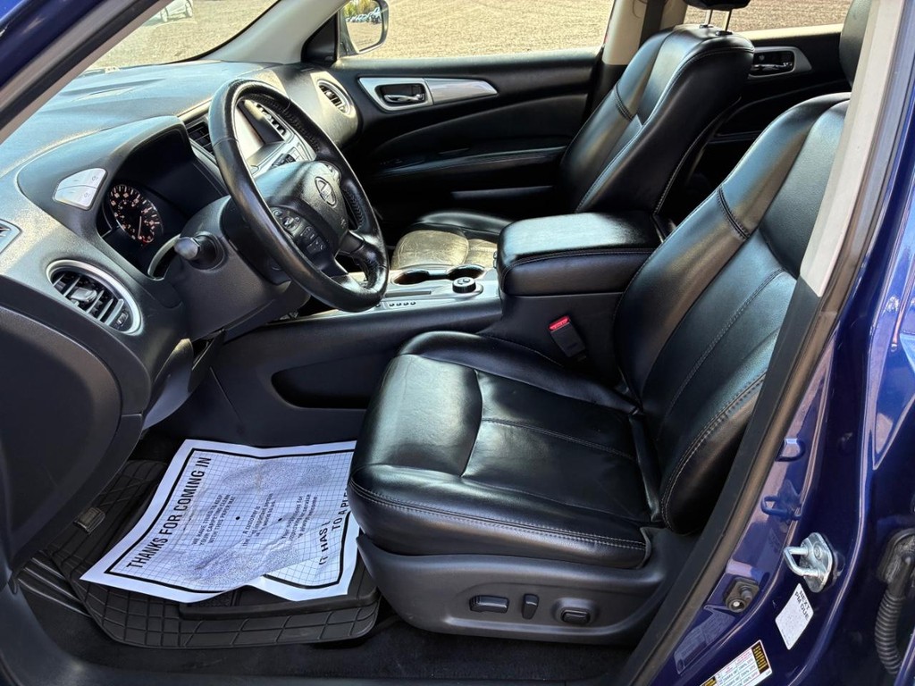 2019 Nissan Pathfinder SL