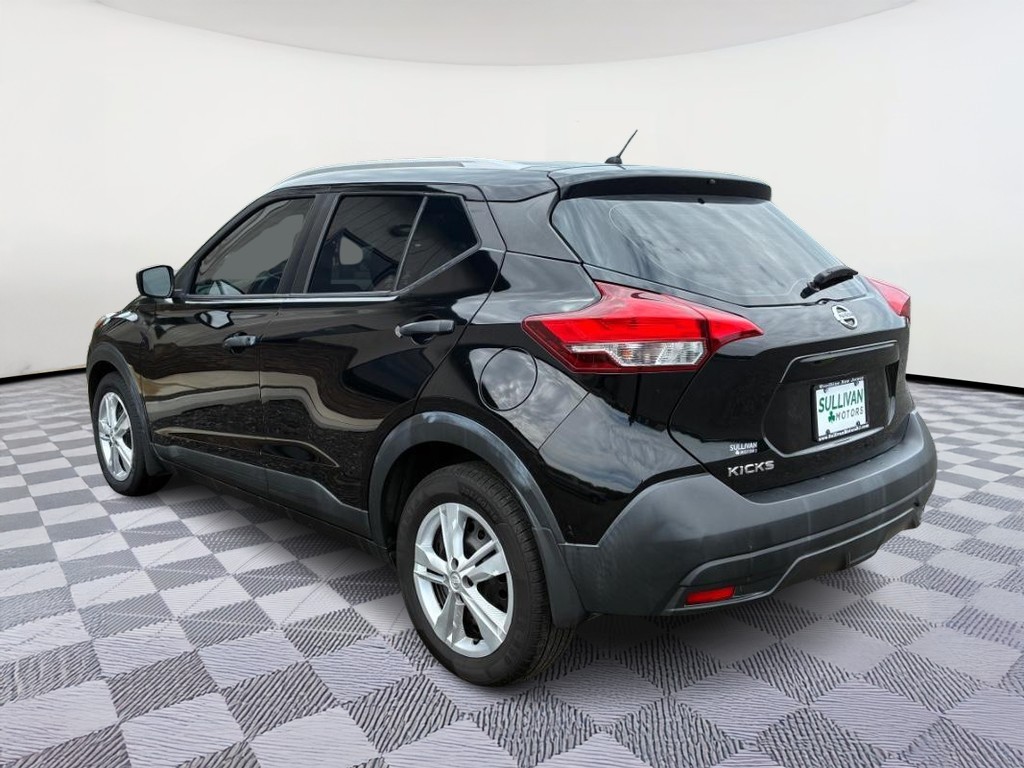 2019 Nissan Kicks S