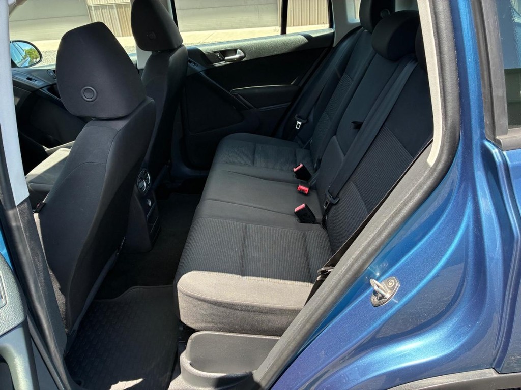 2018 Volkswagen Tiguan Limited Base - Photo 6