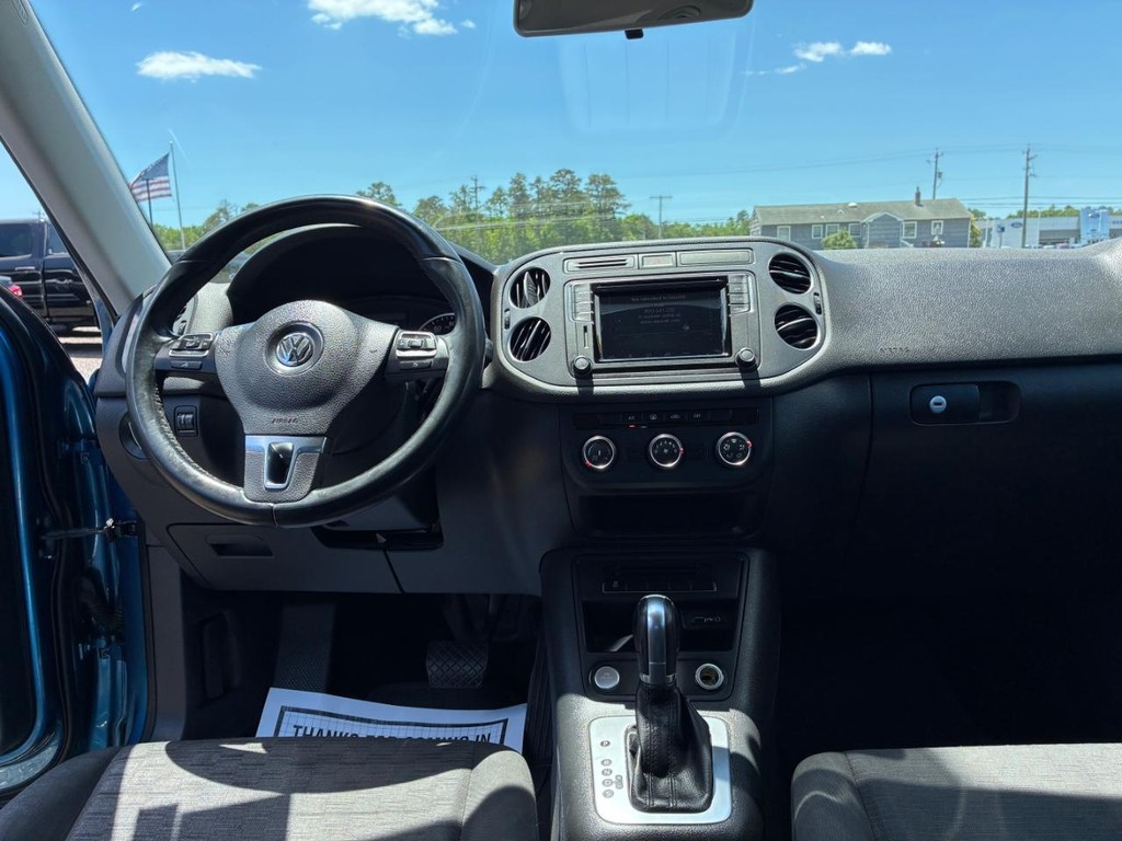 2018 Volkswagen Tiguan Limited Base - Photo 7