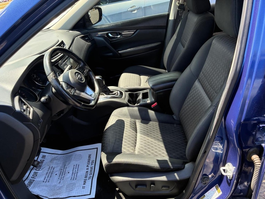 2017 Nissan Rogue SV 2WD