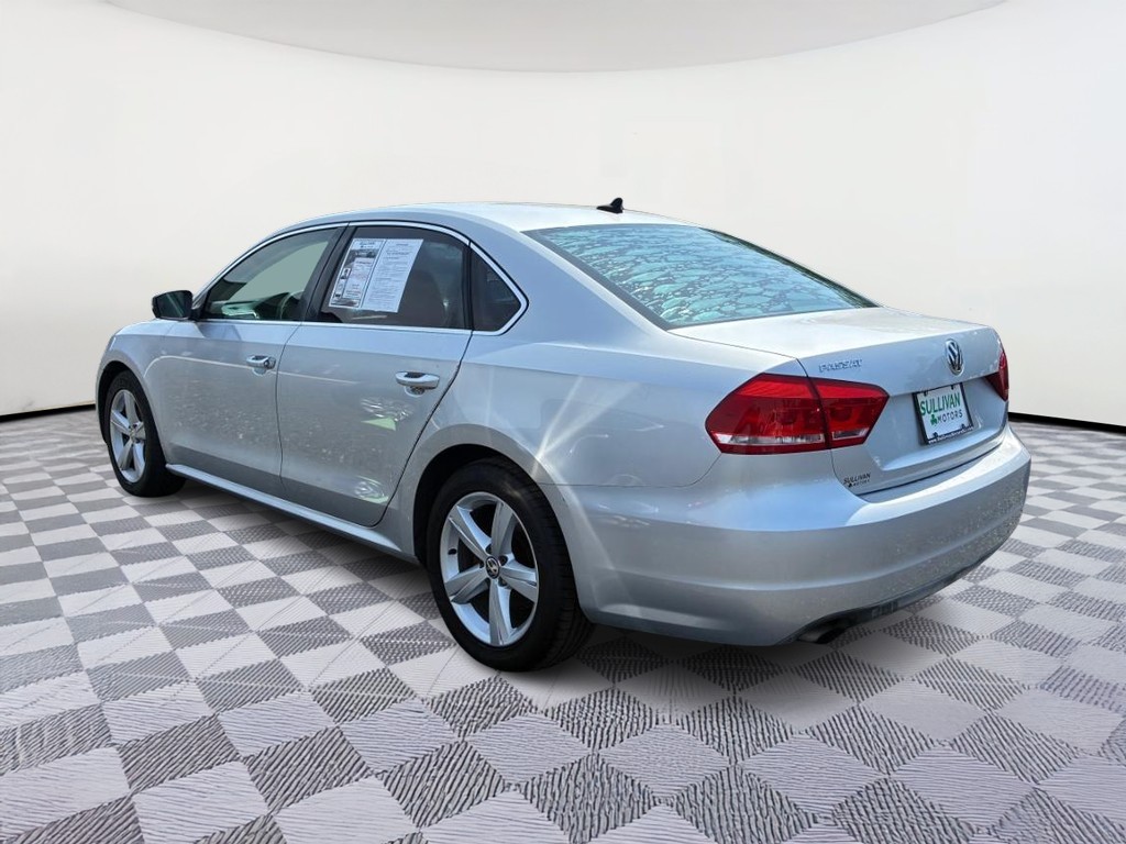 2014 Volkswagen Passat 1.8T Wolfsburg Edition