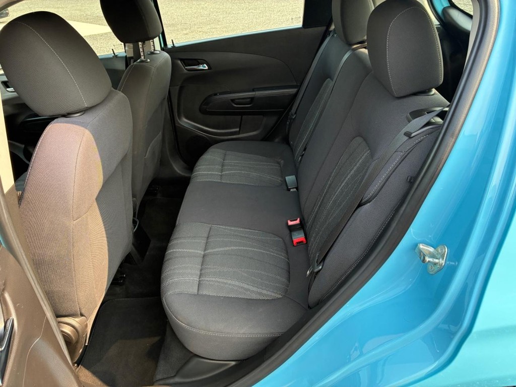2014 Chevrolet Sonic LT - Photo 6